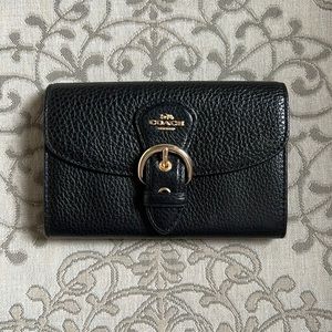 Coach Pebbled Leather Kleo Wallet